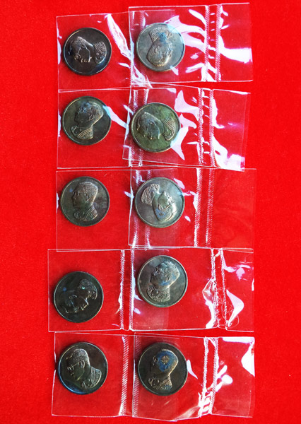 เหรียญคุ้มเกล้า เนื้อนวโลหะ สร้างโรงพยาบาลภูมิพลฯ  พิธีใหญ่กองทัพอากาศสร้าง  ปี 2522 นิยมครับ 4