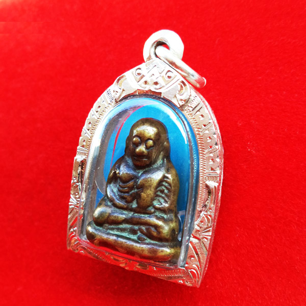 รูปหล่อหลวงพ่อเงิน บางคลาน พิมพ์ขี้ตา วัดทุ่งน้อย ยุคแรก ถอดพิมพ์จากหลวงพ่อเงินรุ่นแรก ตลับเงิน