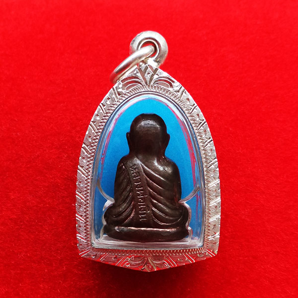 รูปหล่อปั๊มหลวงพ่อเงิน วัดบางคลาน รุ่นเพิร์ธ เนื้อนวโลหะกลับดำ ปี 2537 สวยแชมป์ สุดหายาก ใส่ตลับเงิน 2