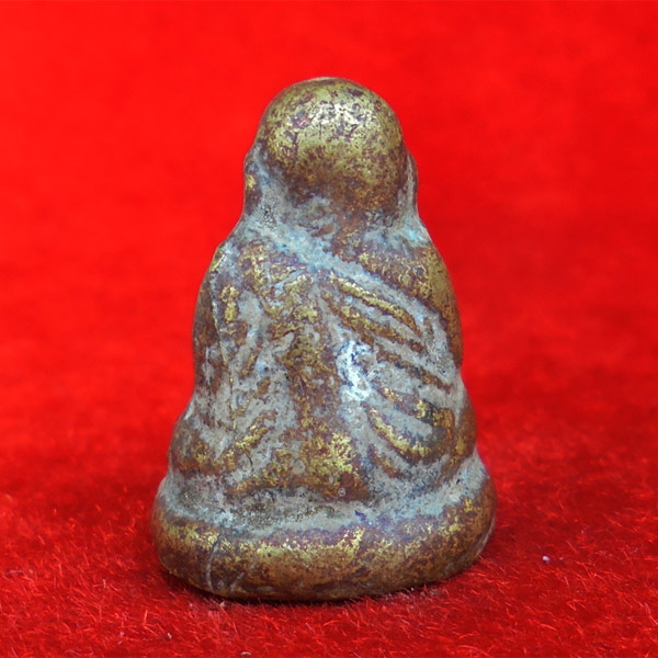 ขอเชิญร่วมทอดกฐินสามัคคี ปื 2560 ทำบุญ 100 บาท รับรูปหล่อหลวงพ่อเงิน บางคลาน พิมพ์ขี้ตา สุดคลาสสิค 1