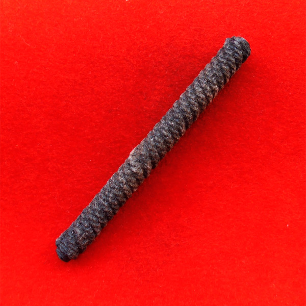 หายากมาก ตะกรุดโสฬสมงคล เนื้อชนวนพระกริ่งวัดสุทัศน์ ยาว 4 นิ้ว หลวงปู่วาส จารมือลงรักพอกผง 11 1