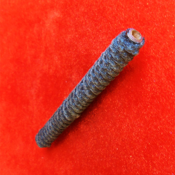 หายากมาก ตะกรุดโสฬสมงคล เนื้อชนวนพระกริ่งวัดสุทัศน์ ยาว 4 นิ้ว หลวงปู่วาส จารมือลงรักพอกผง 11 2