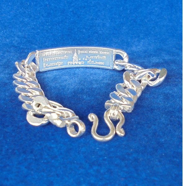 เลสเจ้าสัวมหาลาภ  เนื้อเงินลงยา รุ่นแรก หนัก 3 บาท วัดกลางบางแก้ว รุ่นสร้างเขื่อน ปี 59 ขลังน่าบูชา 3