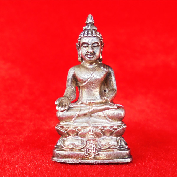 พระกริ่งไพรีพินาศ๘๔ สตรีวัฒโนทัยพายัพ เนื้อเงิน พุทธาภิเษกโดยสมเด็จพระญาณสังวร ปี 2534 สวยหายาก