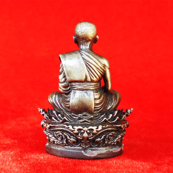 เลข ๙๗ พระกริ่งรูปเหมือนหลวงพ่อคูณ วัดบ้านไร่ รุ่นเจริญพร 19 เนื้อชนวนเงิน ปี 2557 สวยมาก หายาก 1