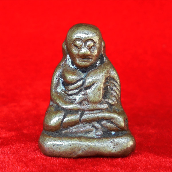 รูปหล่อหลวงพ่อเงิน บางคลาน พิมพ์ขี้ตา วัดทุ่งน้อย ยุคแรก ถอดพิมพ์จากหลวงพ่อเงินรุ่นแรก องค์ 35