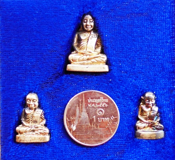 ชุดรูปหล่อหลวงพ่อเงิน 3 องค์ ญสส รุ่นแรก เนื้อเงิน สมเด็จพระญาณสังวรฯทรงอธิฐานจิตมวลสาร-เททอง 3