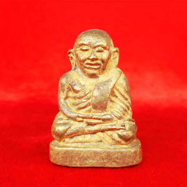 รูปหล่อหลวงพ่อเงิน บางคลาน ออกวัดท่าขมิ้น จ.พิจิตร ปี 2533 มีประสบการณ์ หายากน่าเก็บ