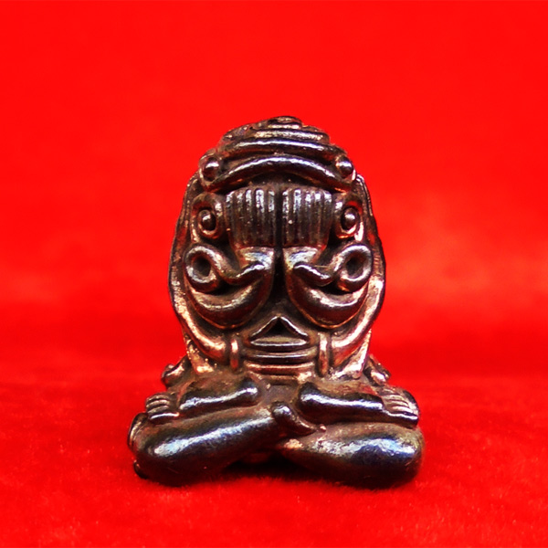 พระปิดตาอุตตโม ไตรมาส 60 พระอาจารย์ปุ่น สีลเตโช วัดใหม่กระทุ่มล้ม เนื้อนวะเต็มสูตร หมายเลข 226