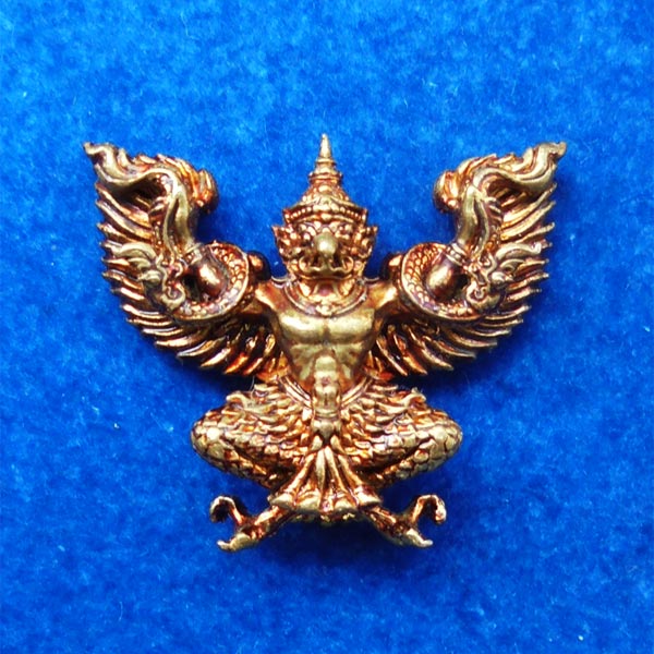 พญาครุฑมหาเศรษฐี พ่อท่านเขียว วัดห้วยเงาะ เนื้อชนวนทองเหลืองขัดยาแดง รุ่นสิงห์1 ปี 2558 เลข 122