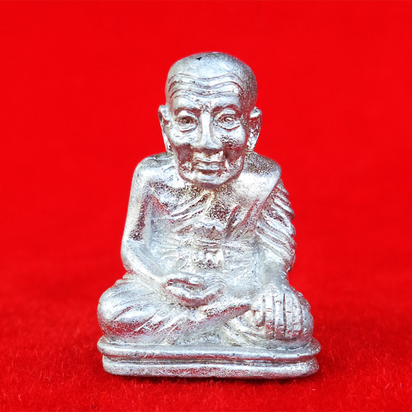 หลวงพ่อทวด พิมพ์เลขใต้ฐานเพชรกลับ เนื้อปีกเครื่องบิน กรรมการ รุ่นกฐิน ๕๔ ลังกาสุกะ อ.แดง เลข 182