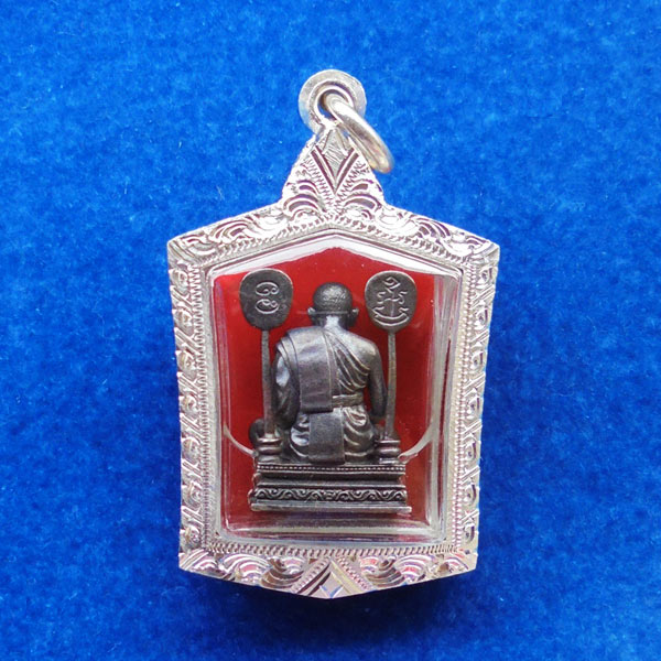 รูปหล่อหลวงพ่อเงิน บางคลาน รุ่นพระพิจิตร งานจิวเวลรี่ เนื้อนวโลหะ ปี พ.ศ.2542-43 สวยสุดๆ 2