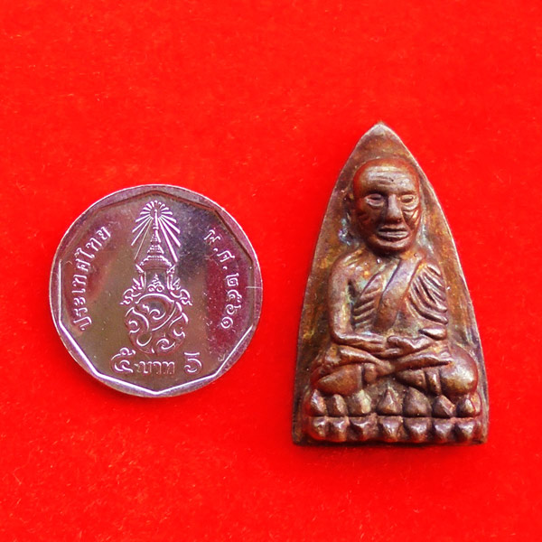 หลวงปู่ทวด หลังเตารีดเนื้อระฆังเก่า ญสส.84 สมเด็จพระสังฆราช เจริญปลอดภัย 7 รอบ วัดบวรนิเวศ ปี 40 3