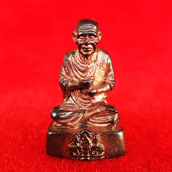 รูปหล่อสมเด็จโต วัดระฆัง ฐานตรากาญจนาภิเษก ในหลวงครองราชย์ครบ 50 ปี เนื้อนวโลหะกลับดำ ปี 2538