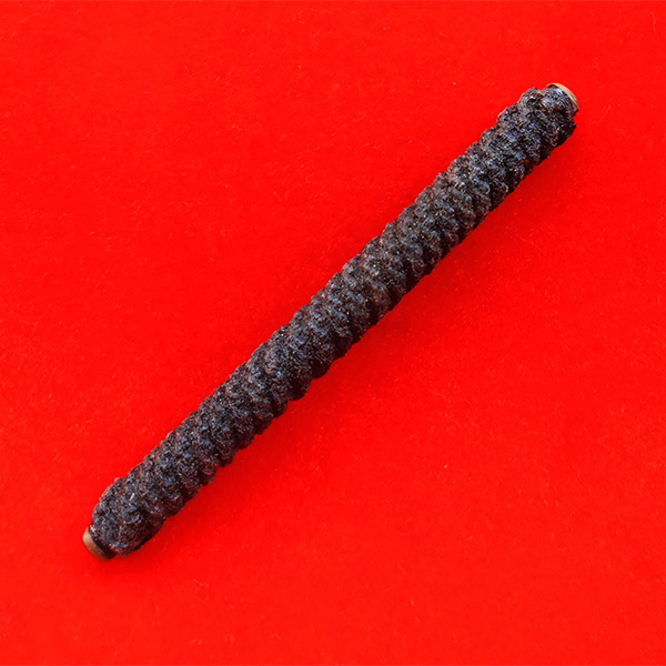 หายากมาก ตะกรุดโสฬสมงคล เนื้อชนวนพระกริ่งวัดสุทัศน์ ยาว 4 นิ้ว หลวงปู่วาส จารมือลงรักพอกผง 12