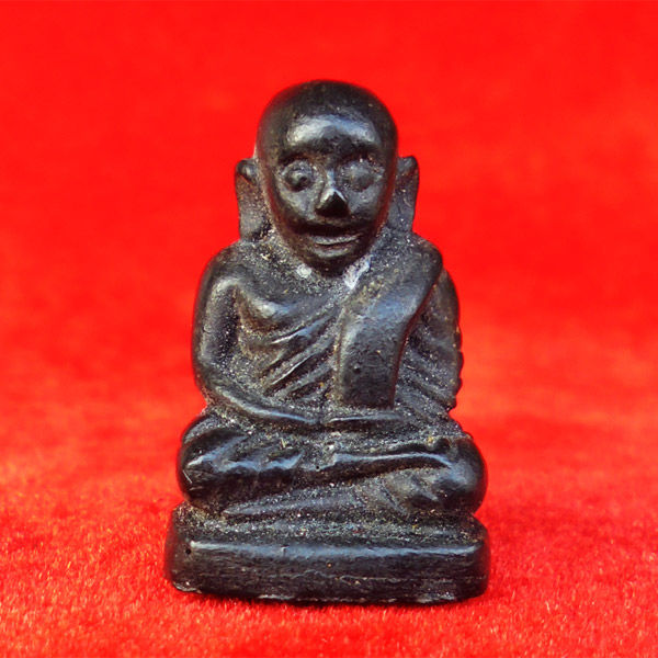 รูปหล่อหลวงพ่อเงิน วัดบางคลาน เนื้อเขากวาง ปี 2531 ปลุกเสกใหญ่ 3 ครั้ง สวยมาก หายากน่าเก็บ