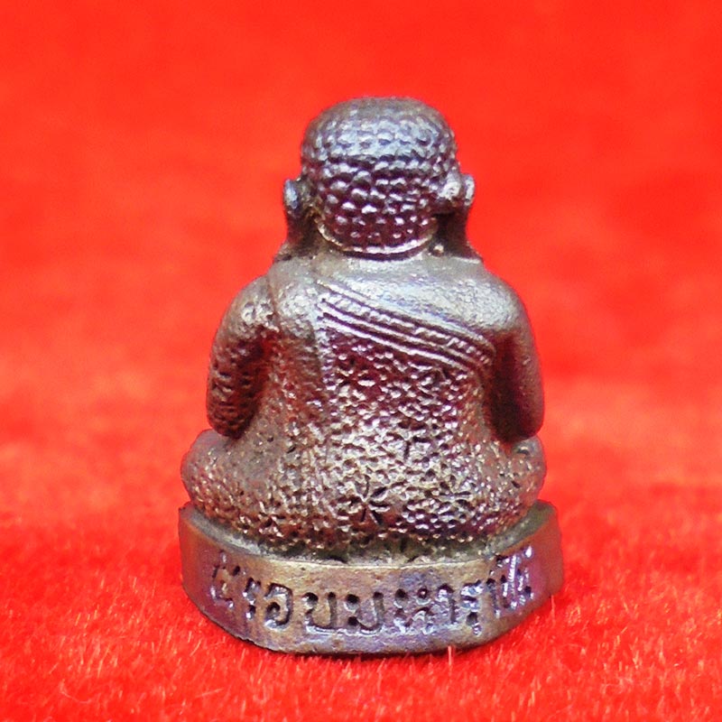 พระสังกัจจายน์  ส.ก. 5 รอบ สมเด็จพระราชินี เนื้อโลหะผสม คล้ายเงิน ปี 2535 สุดยอดแห่งโชคลาภ 2 1