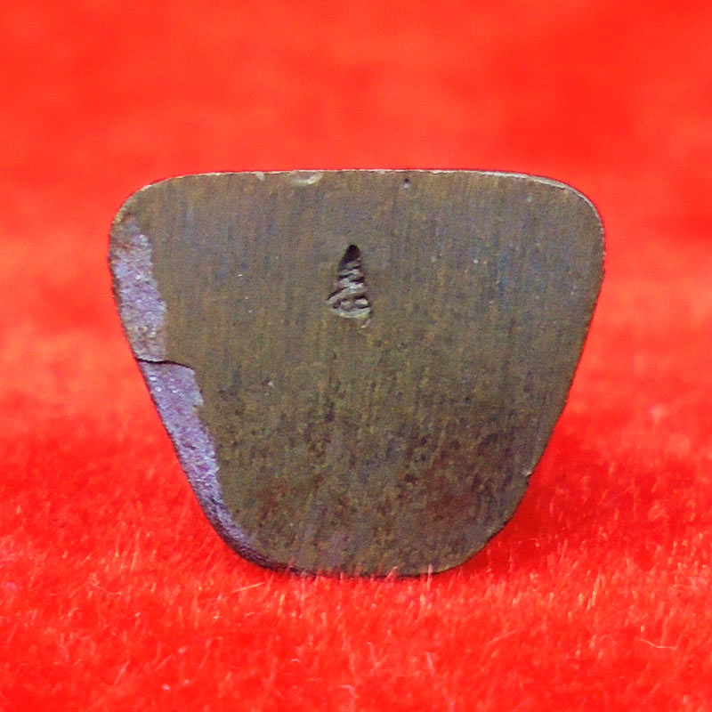 พระสังกัจจายน์  ส.ก. 5 รอบ สมเด็จพระราชินี เนื้อโลหะผสม คล้ายเงิน ปี 2535 สุดยอดแห่งโชคลาภ 2 2