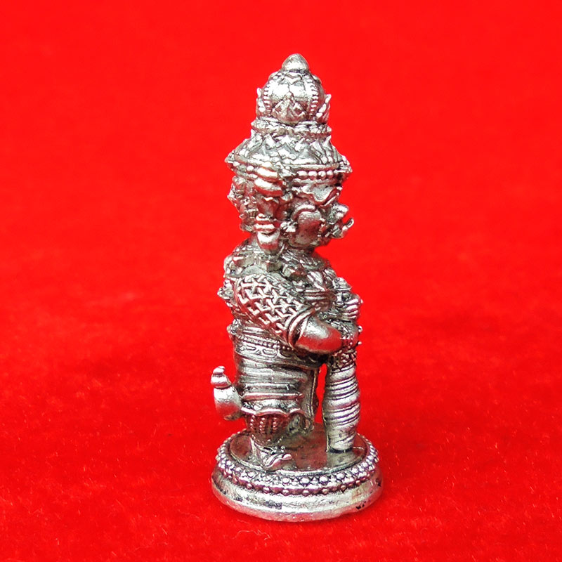 เลขตอง 222 ท้าวเวสสุวรรรณ รุ่นเจ้าสัวธรรมชัย เนื้อซาตินเงิน พิมพ์ใหญ่ พระอาจารย์พุทธเวทย์ สวยมาก 2