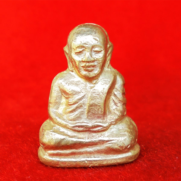 รูปหล่อหลวงพ่อเงิน บางคลาน ปี 16 เลข ๒ เนื้อทองเหลือง วัดบางคลานจัดสร้าง ปี 2516