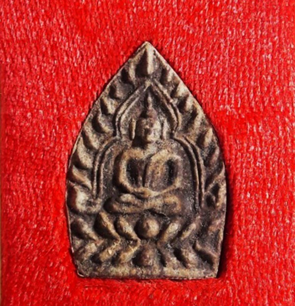 พระพิมพ์เจ้าสัว เนื้อผงยาวาสนาจินดามณี พระเครื่อง หลวงปู่เจือ วัดกลางบางแก้ว ปี 2550