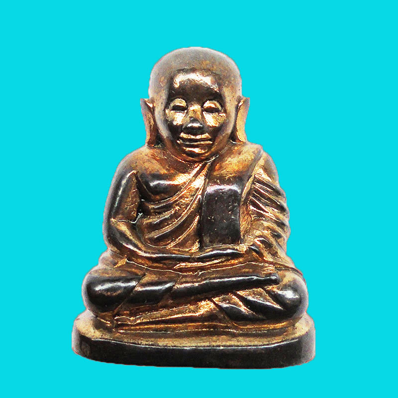 รูปหล่อหลวงพ่อเงิน บางคลาน พิมพ์นิยม เนื้อนวโลหะ กรรมการ รุ่น 55 มหาบารมี 85 พรรษา ปี 2555