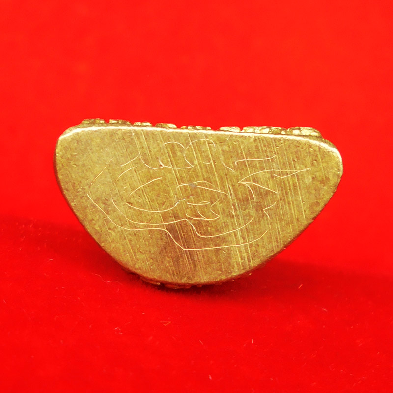 รูปหล่อหลวงพ่อเดิม วัดหนองโพ สุดยอด พระเครื่อง เมืองปากน้ำโพ เนื้อทองเหลือง พิมพ์พิเศษ ปี 2540 2