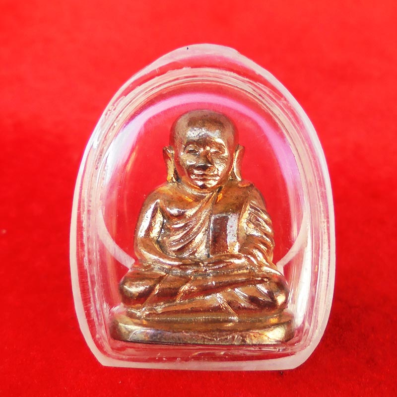 รูปหล่อหลวงพ่อเงิน บางคลาน พิมพ์นิยม เนื้อนวโลหะ กรรมการ รุ่น 55 มหาบารมี 85 พรรษา ปี 2555