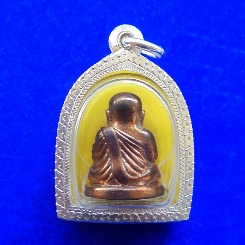 รูปหล่อหลวงพ่อเงิน บางคลาน พิมพ์นิยม เนื้อนวโลหะ กรรมการ รุ่น 55 มหาบารมี 85 พรรษา ปี 2555 2