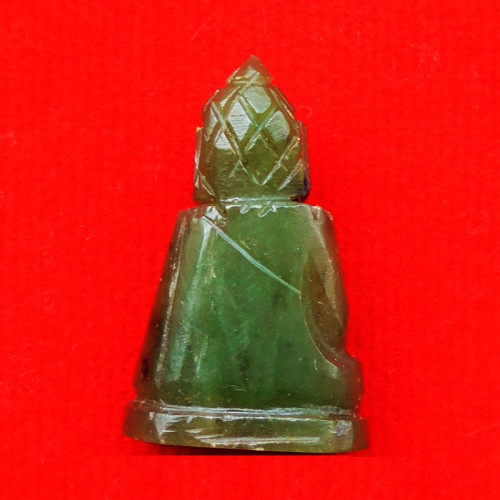 พระหินหยกแกะ พิมพ์พระพุทธ วัดธรรมมงคล สร้างโดยพระอาจารย์วิริยังค์ ปี 2536 สวยหายาก องค์ 30 1