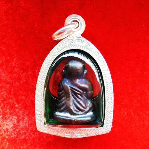 รูปหล่อหลวงพ่อเงิน พิมพ์นิยม เนื้อนวโลหะ ผสมชนวนบริจาค รุ่นเงินหมุน วัดทับทิม ปี 2558 จากชุดกรรมการ_ 2