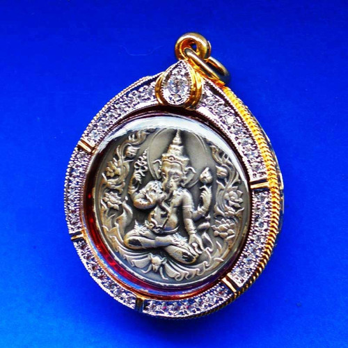 เหรียญพระพิฆเนศ ปางประทานพร  สร้างโดยหุ่นละครเล็กโจหลุยส์ เนื้อเงิน ปี 2551 ศิลปะสุดสวย