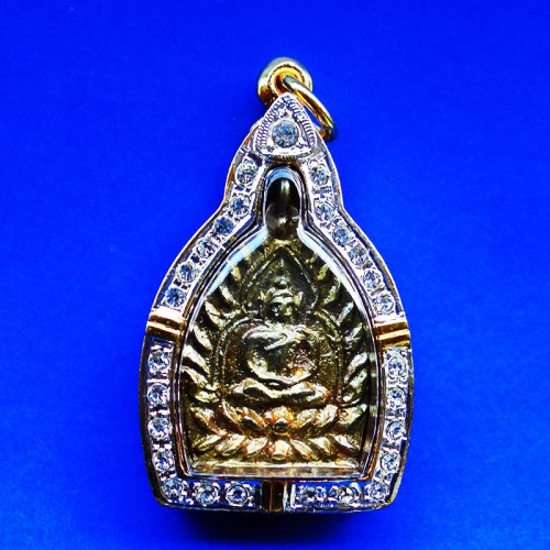 เหรียญเจ้าสัว 4 ตำรับหลวงปู่บุญ วัดกลางบางแก้ว รุ่นสร้างเขื่อน เนื้อก้านช่อผสมมวลสารหลวงปู่บุญ ปี 59 1