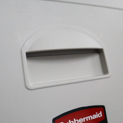 Rubbermaid ที่เปลี่ยนผ้าอ้อมเด็กติดผนัง FG781888LPLAT 4