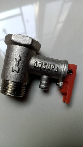 เซฟตี้วาล์วระบายแรงดัน 0.75 MPa. 4 หุน 1/2