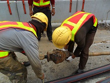 งานวางท่อTOTรถไฟฟ้าสายสีน้ำเงิน