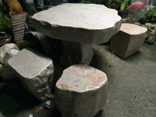 โต๊ะหินแก้วสีชมพู (กลาง) 2