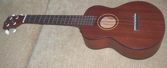 Tenor ukulele ยี่ห้อ Aiersi model SU-06