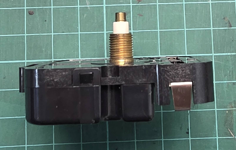 เครื่องนาฬิกา Takane แบบเดินกระตุก แกน 19 mm. 4