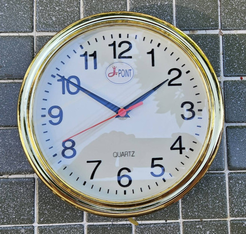 นาฬิกาแขวน ใช้เครื่อง J.point จาก HK 