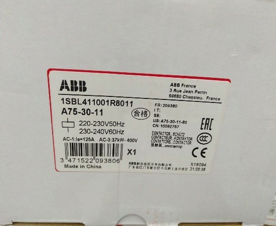 ABB A75-30-11 AC220 ราคา 4500 บาท