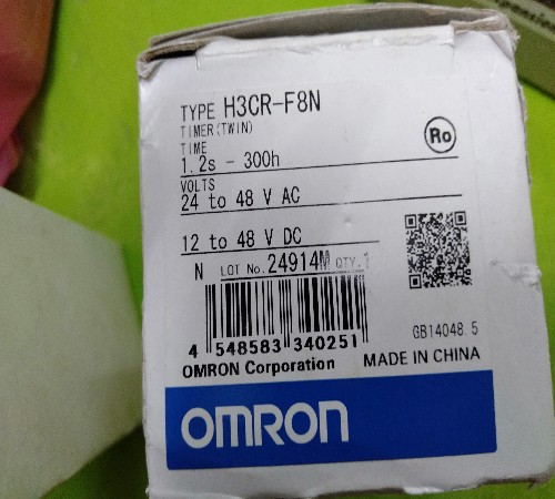OMRON H3CR-F8N ราคา1800บาท