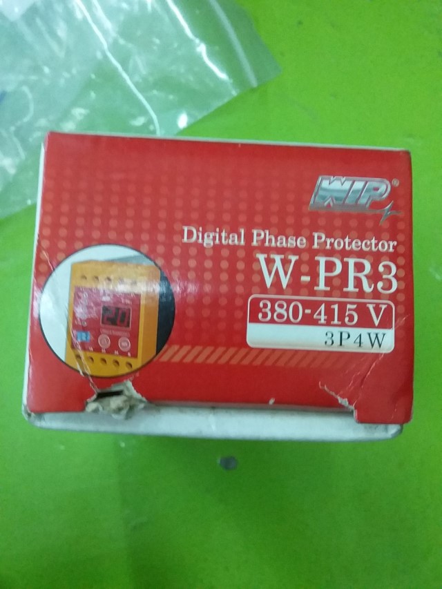 WIP DIGITAL PHASE PROTECTOR W-PR3 380-415V 3PA4 ราคา 1000 บาท