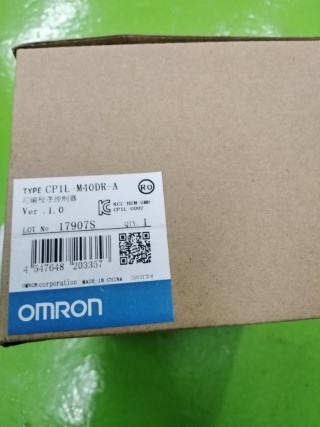 OMRON TYPE CP1L-M40DR-A ราคา 9000 บาท