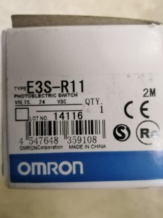 OMRON E3S-R11 ราคา 4000 บาท