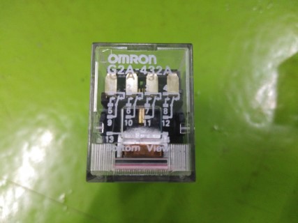 OMRON G2A-432A 200/220VAC ราคา 1029.60 บาท