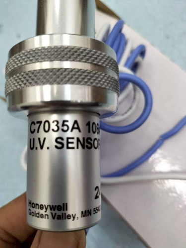 HONEYIELL U.V. SENSOR FLAME DETECTOR(ULTRAVISIONSOCKET) MODEL: C7035A ...