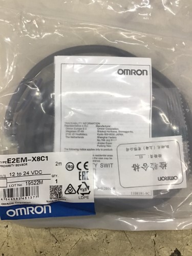 OMRON E2EM-X8C1 2M ราคา 1,050 บาท