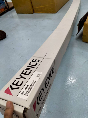 KEYENCE AREA SENSOR MODEL: GL-R60H ราคา 35,258.00 บาท