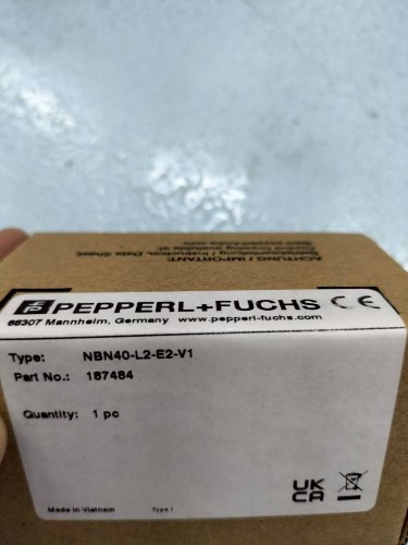 Sensore Di Prossimità Pepperl+Fuchs NBN40-L2-A2-V1-M, Nuovo, In Confezione Originale, Icinventory - Foto 2